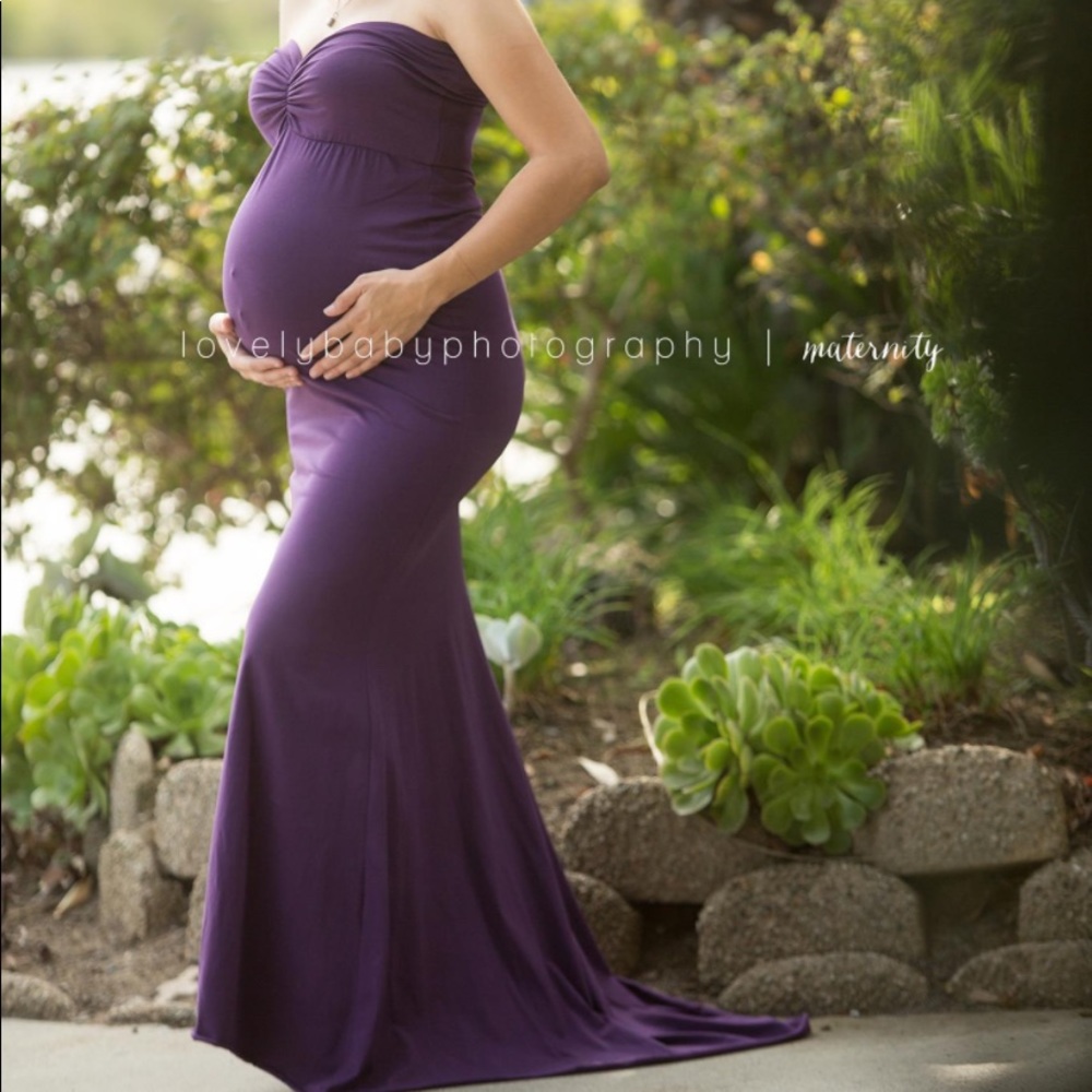 NWT- Chicaboo maternity gown